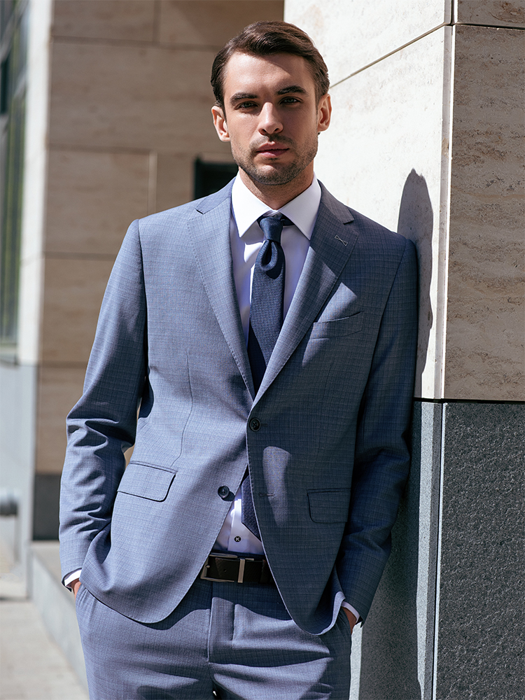 Неделя костюмов. Скидки до -50%