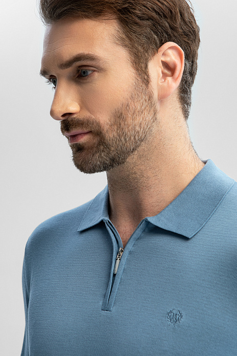 Поло из хлопка, шелка и льна, цвет Голубой светлый