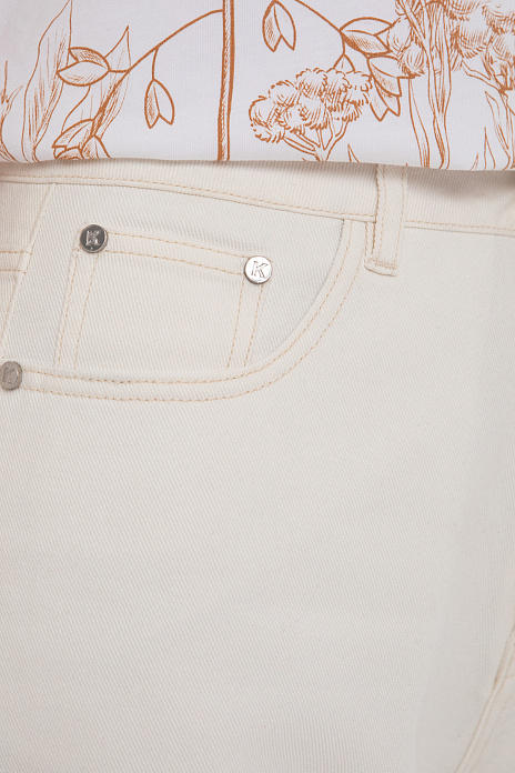 Джинсовые шорты, цвет Белый